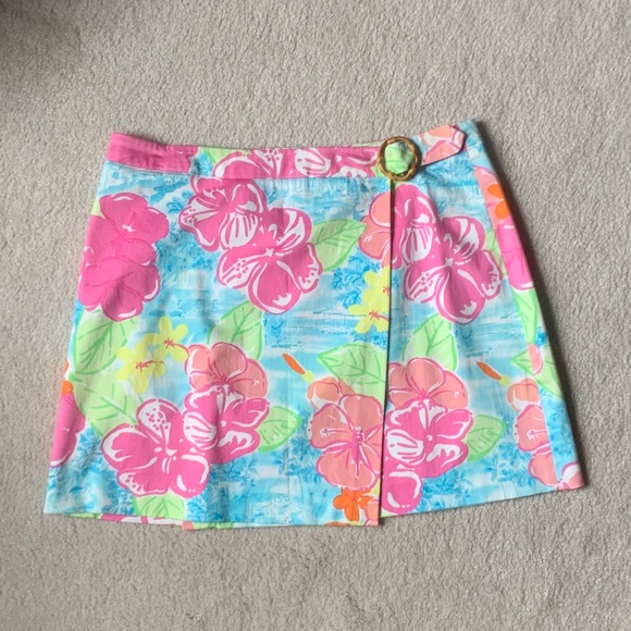 Lilly Pulitzer Dresses & Skirts - Floral Lilly skirt! 🌸🌼